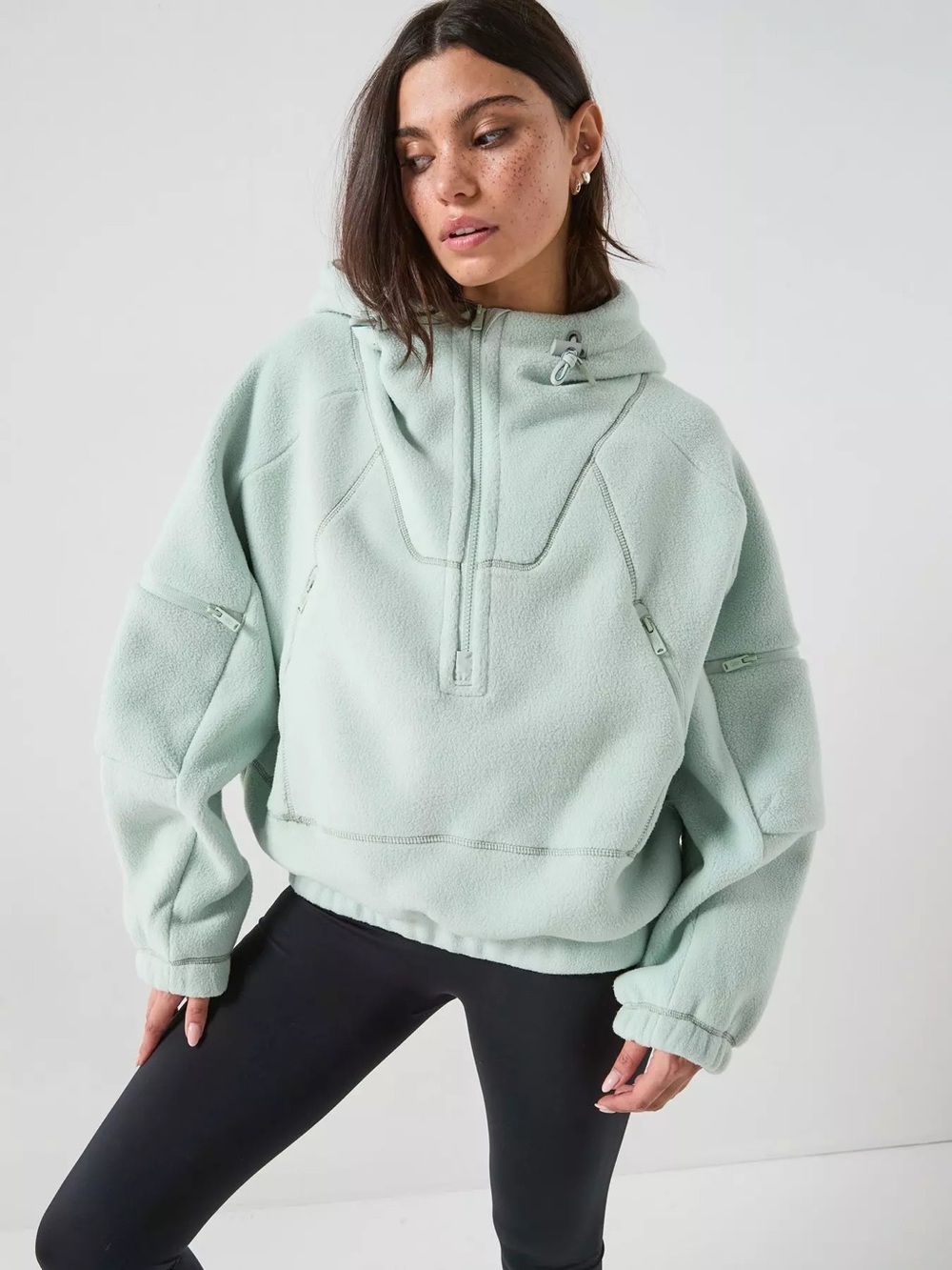 NWT Wild and free fleece pullover sweater